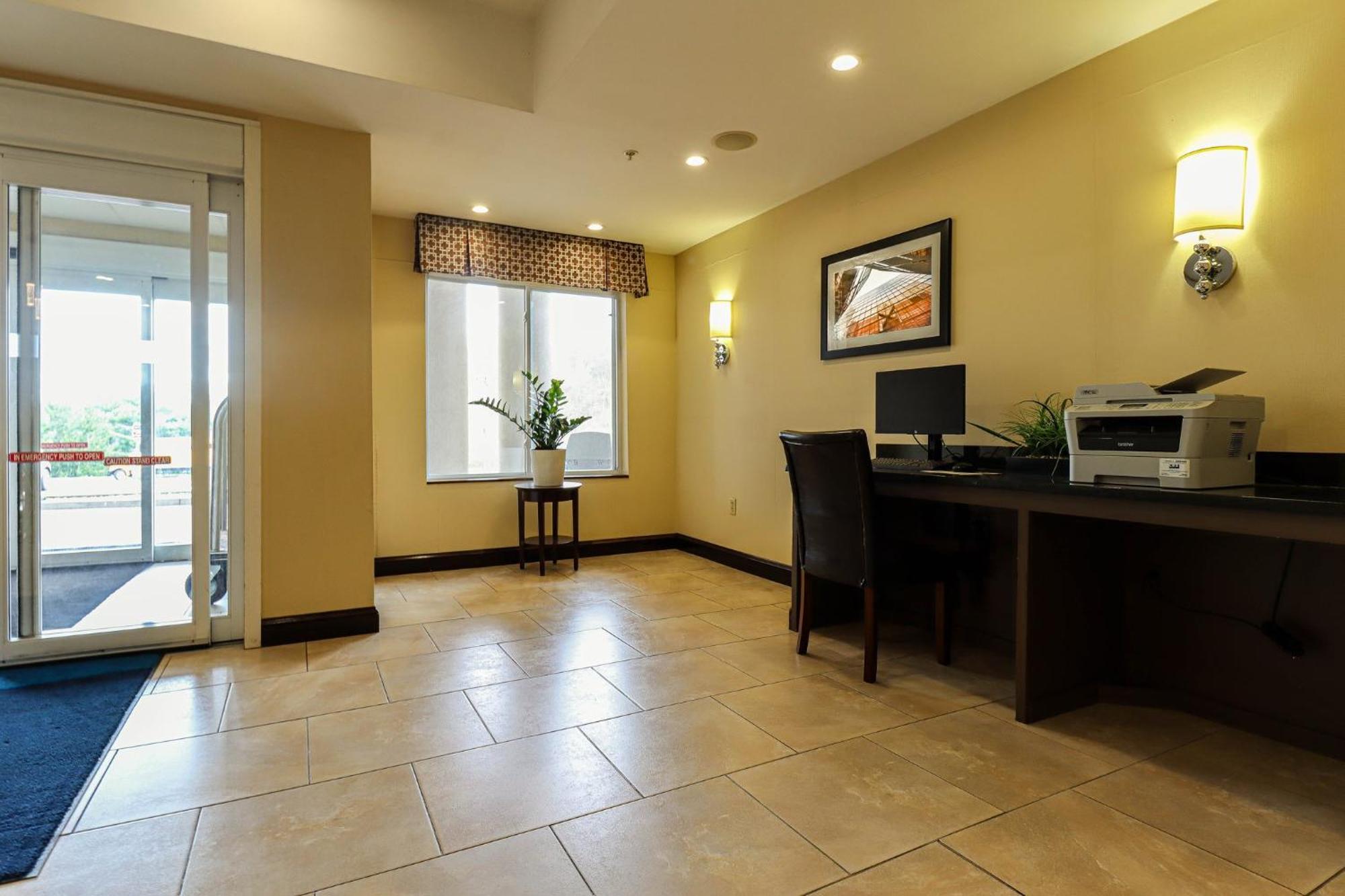 Holiday Inn Express And Suites Meriden By Ihg Exterior foto