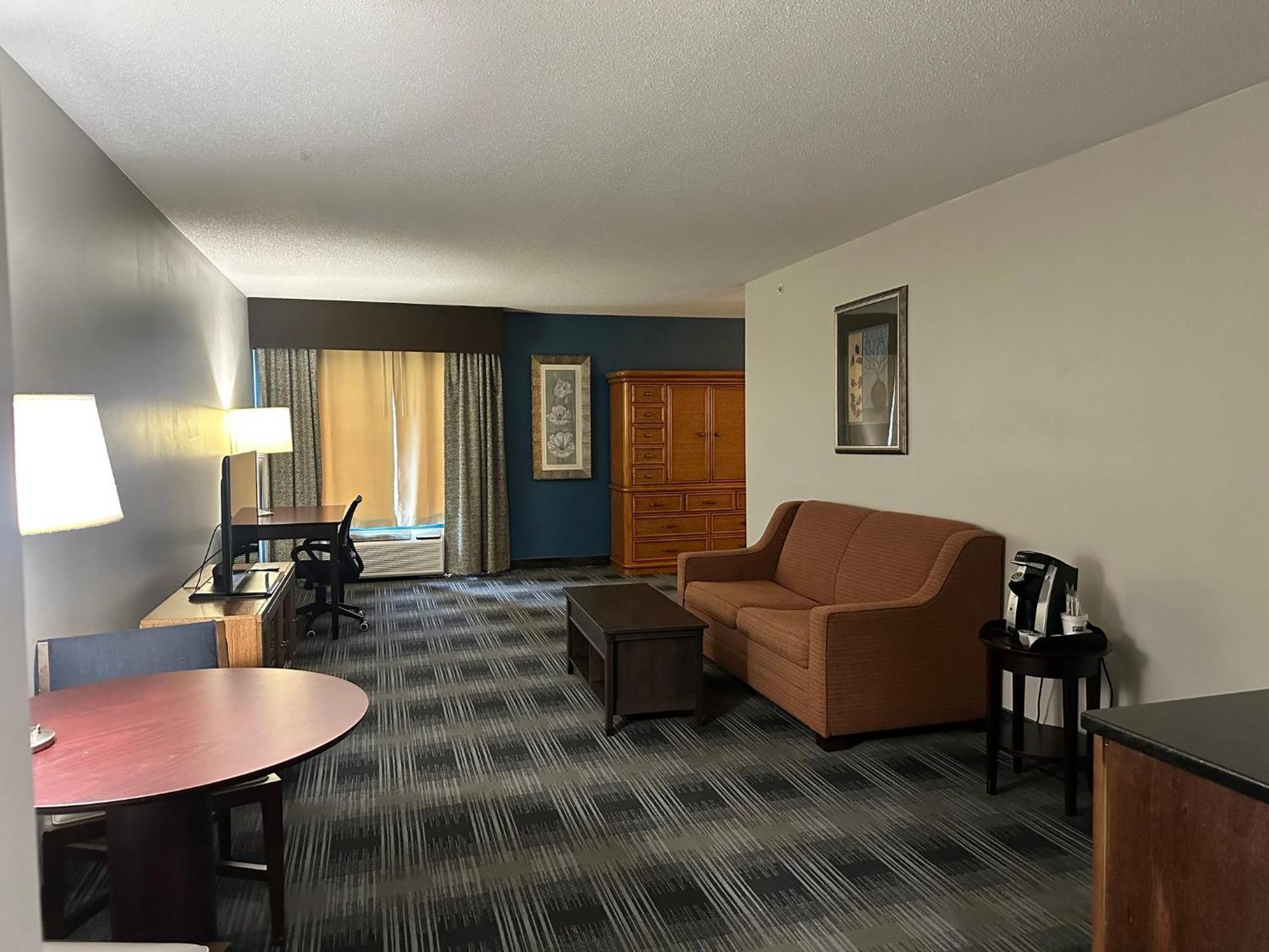Holiday Inn Express And Suites Meriden By Ihg Exterior foto